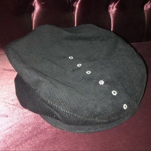 Black corduroy Volcom peddler hat